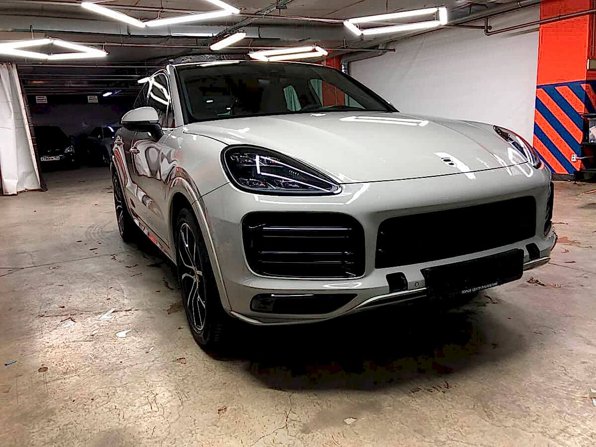 Антигравийная плёнка для автомобиля